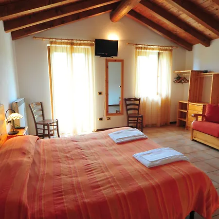 Lantställe La Fonte Di Mariella