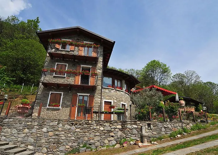 La Fonte Di Mariella Gravedona