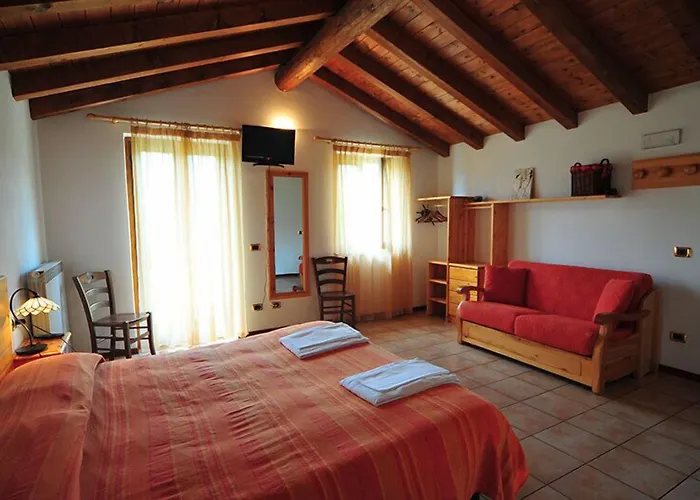 La Fonte Di Mariella Landhuis Gravedona