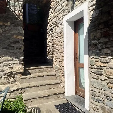 La Fonte Di Mariella Gravedona